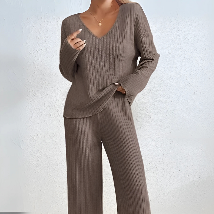 MADEL™ - Cozy Long Sleeve Top & Pants Set