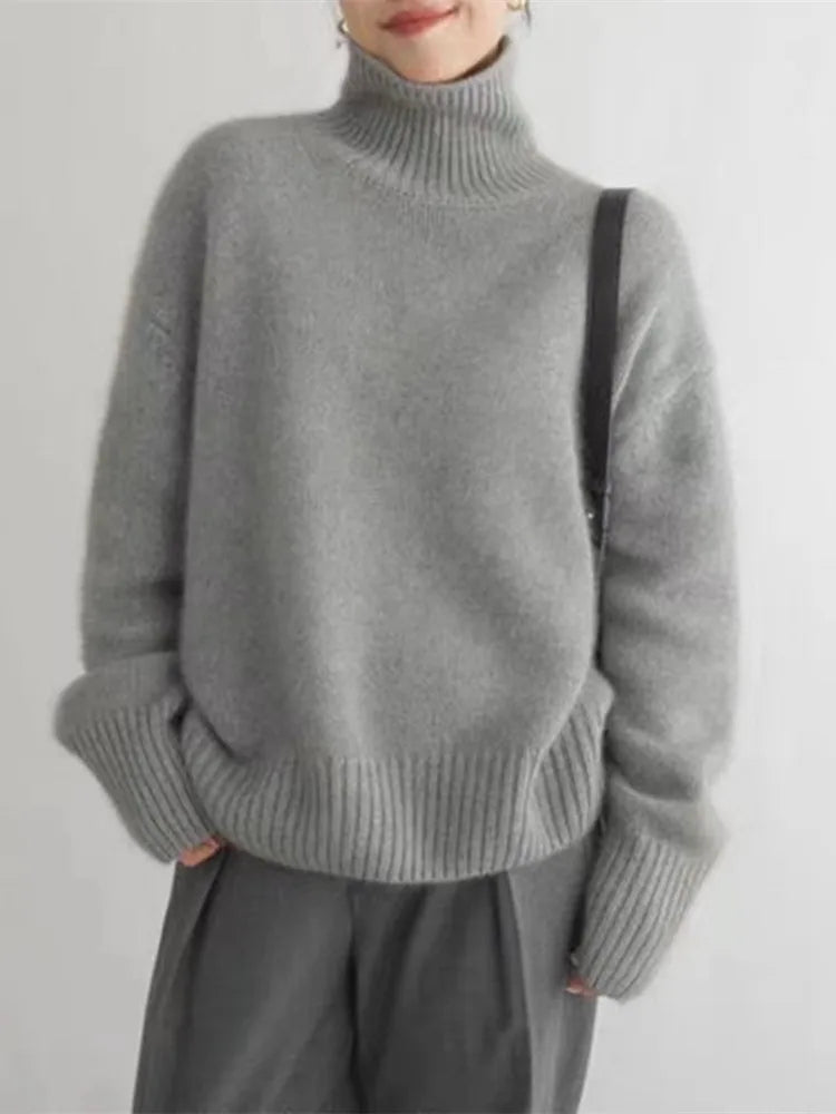 Luxe Turtleneck Sweater - MARIANNE™