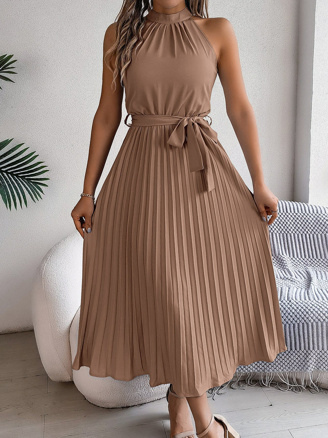 CEDRINE™ – Elegant Pleated Midi Dress