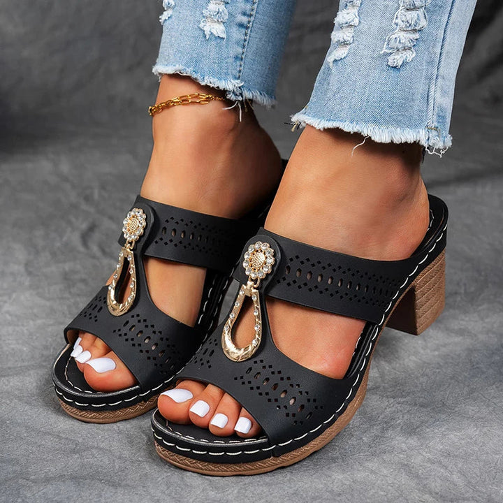 Yora | Stylish Orthopedic Sandals