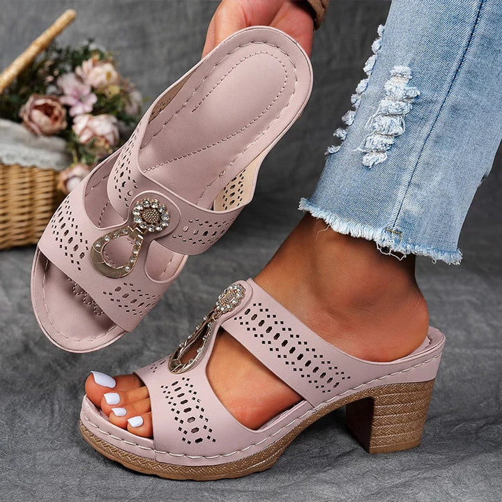 Yora | Stylish Orthopedic Sandals