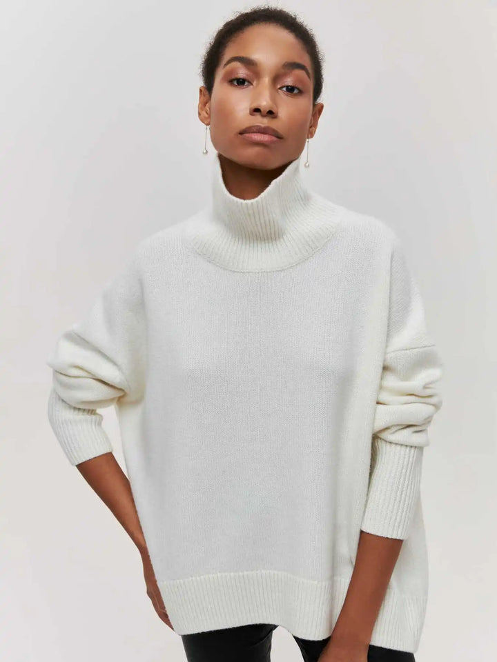 ALYSSA™ - Chic Turtleneck Sweater