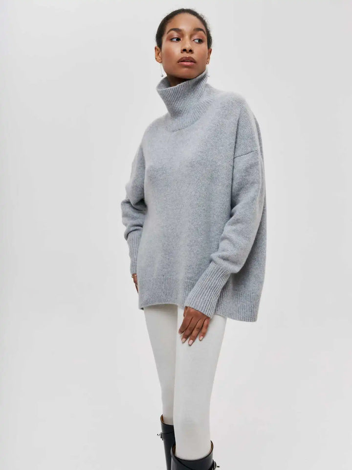 ALYSSA™ - Chic Turtleneck Sweater