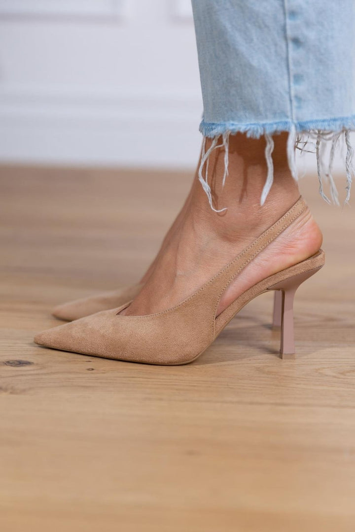 Nelly | Chic Nude Slingbacks