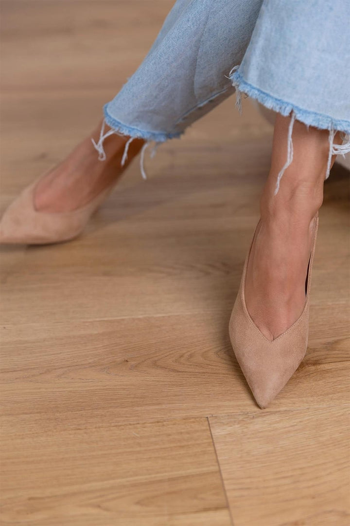 Nelly | Chic Nude Slingbacks